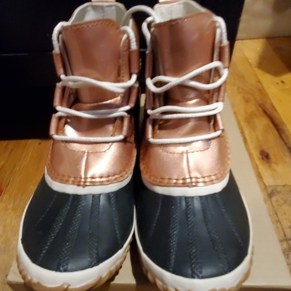 SOREL Out N About Rain Snow Boot - Picture 2 of 6